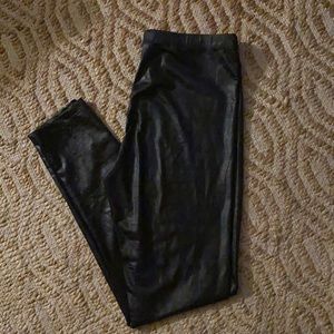 Black patterned faux leather leggings